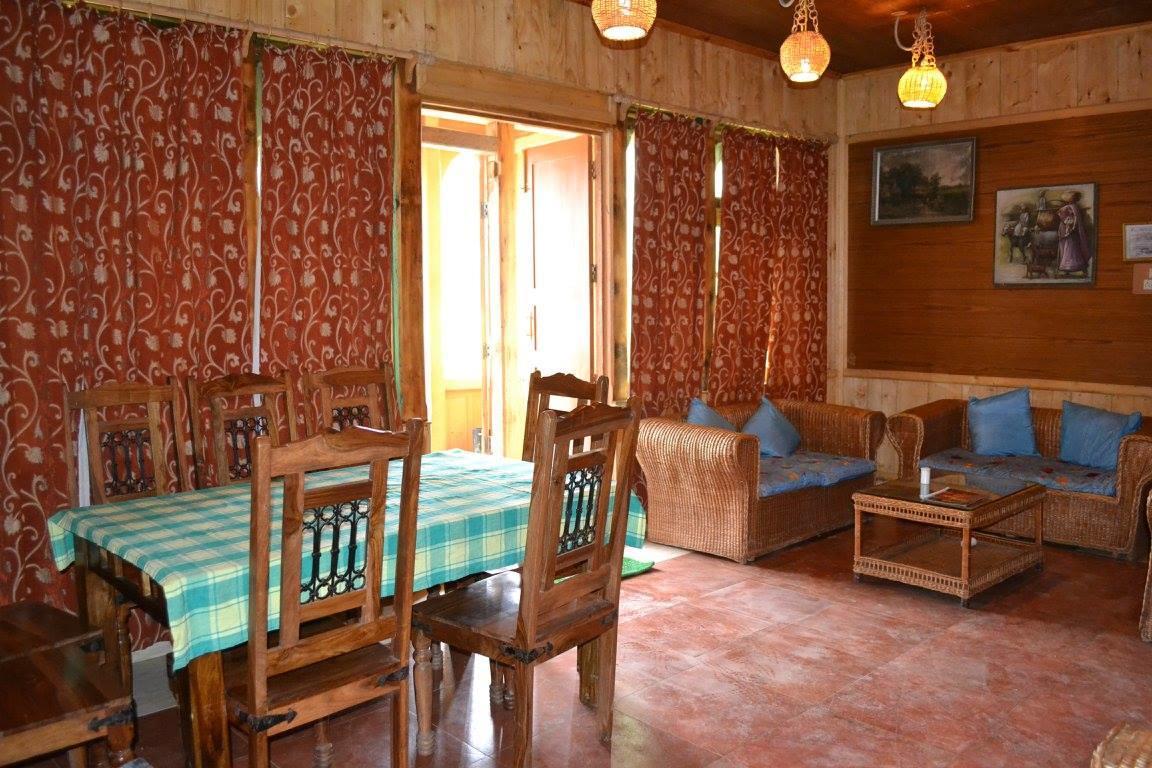 Royal Residency Otel Srīnagar Dış mekan fotoğraf
